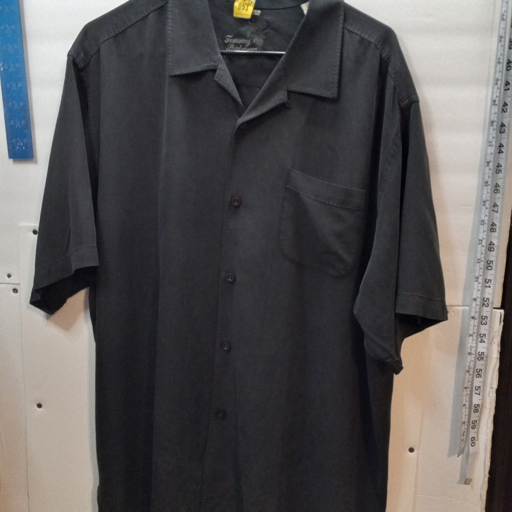 Tommy Bahama 100% Silk Original Fit Black XL Button Down Short Sleeves Shirt